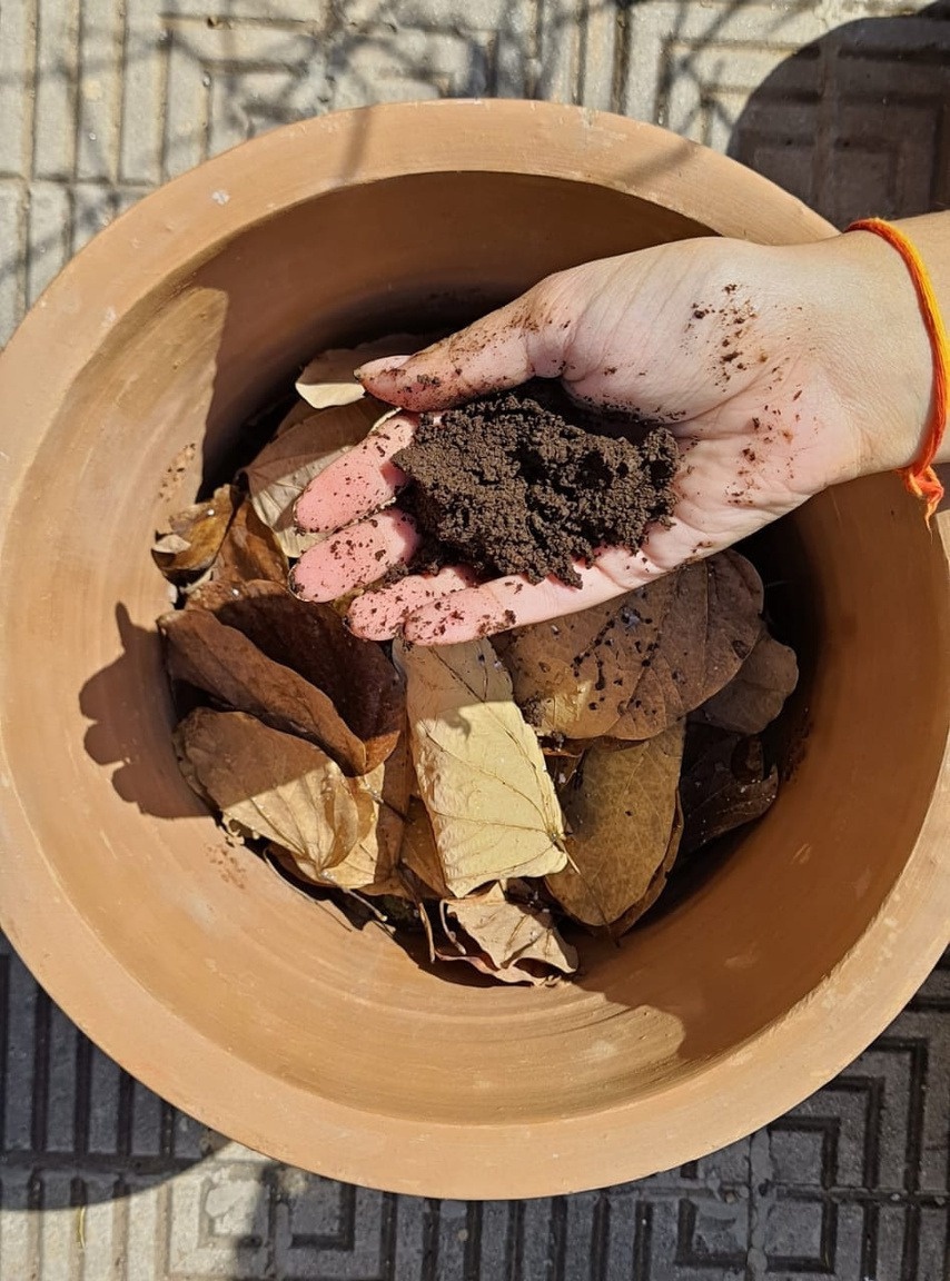 Swabun Terracotta Matka Composter